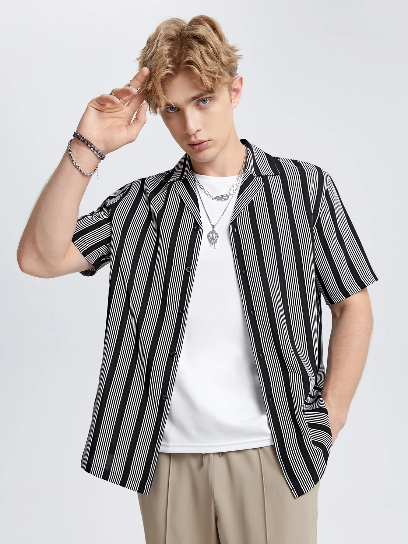 Camisa con estampado de rayas