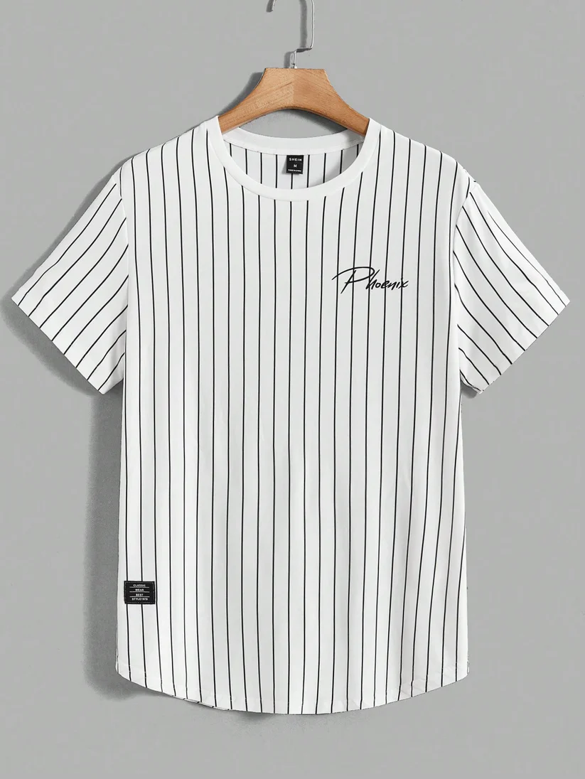 Camiseta con estampado de rayas y letras