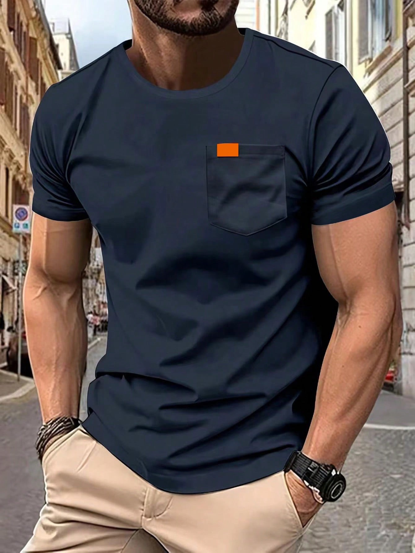 Camiseta unicolor con bolsillo