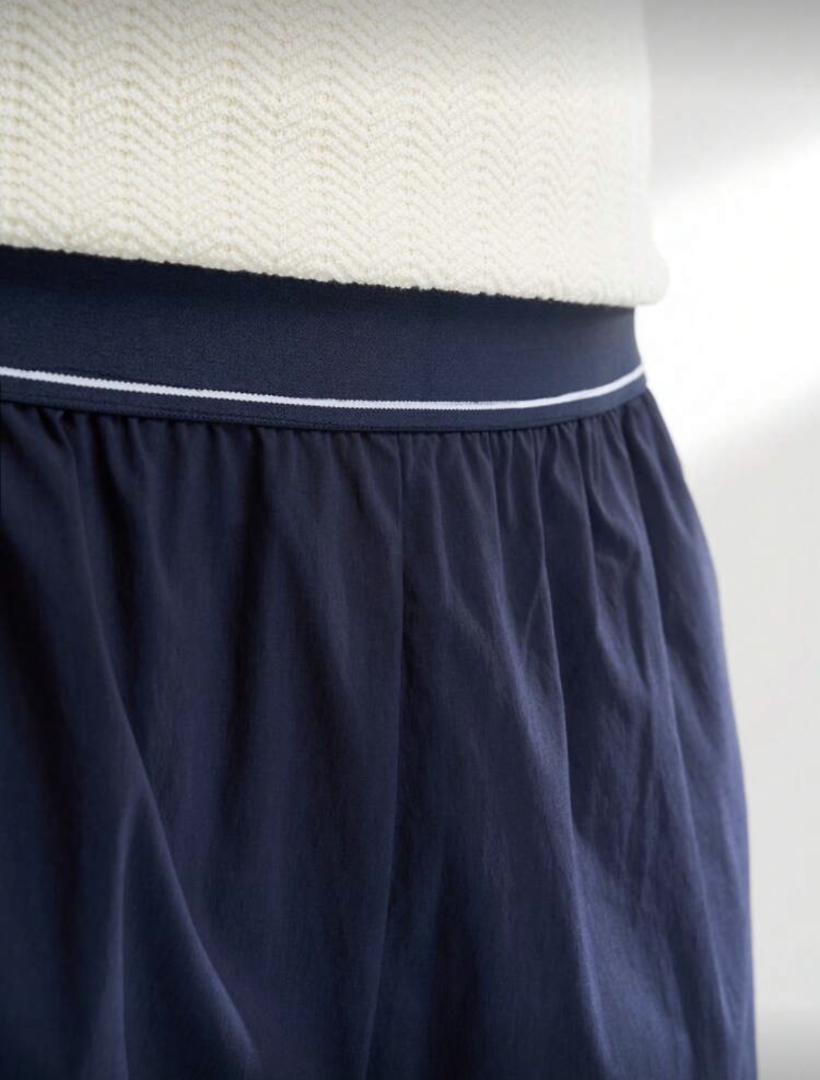 L(40) - Pantalón suelto