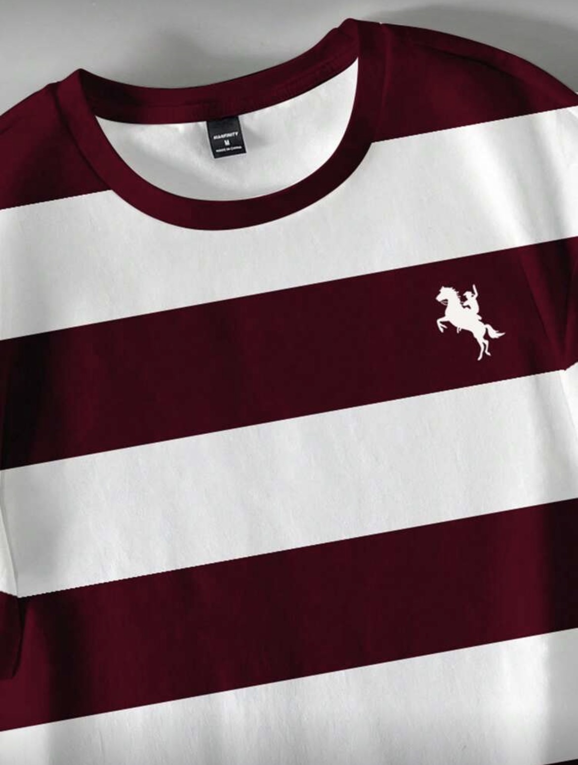 M - Camiseta casual a rayas