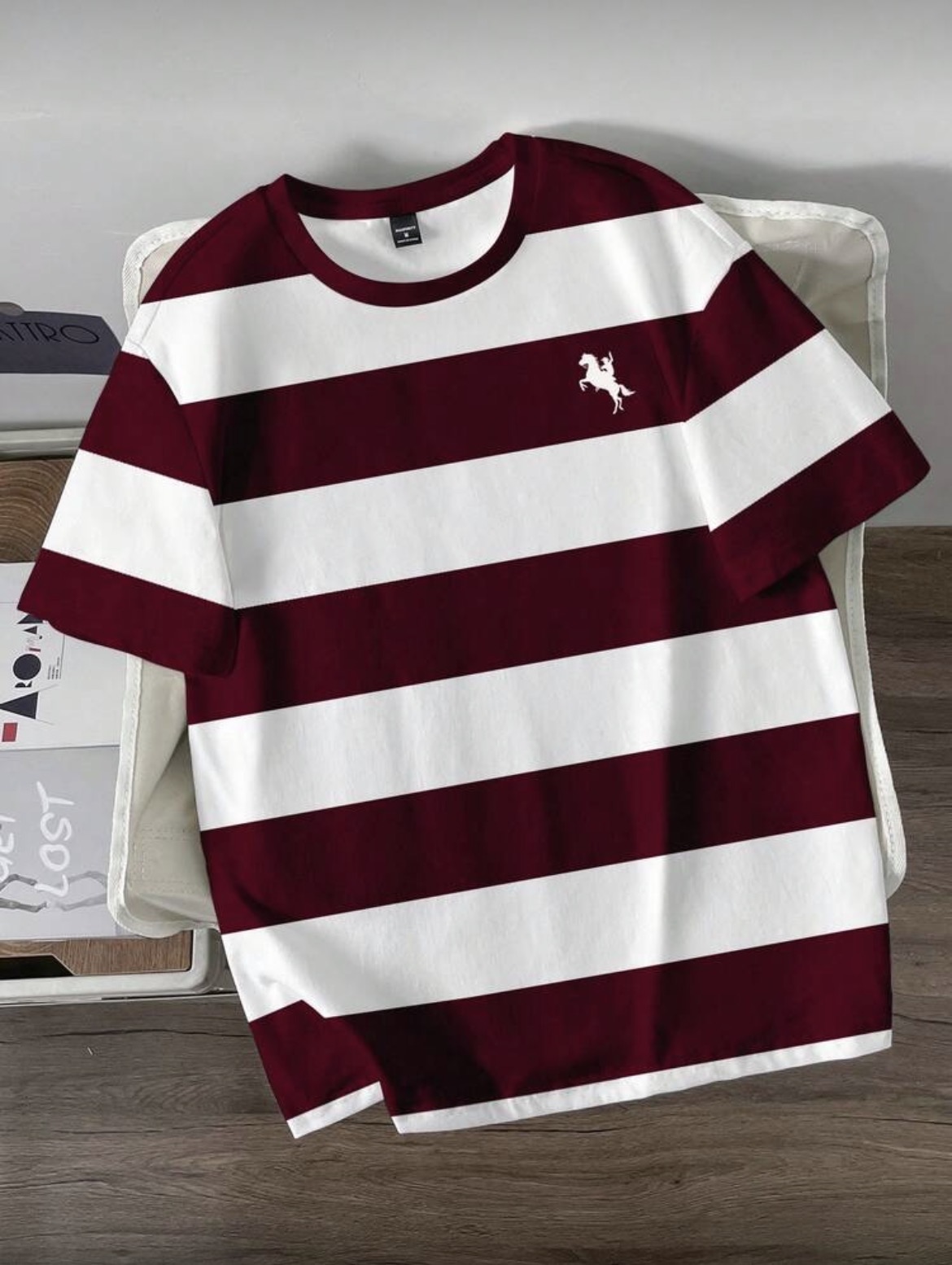 Camiseta casual a rayas